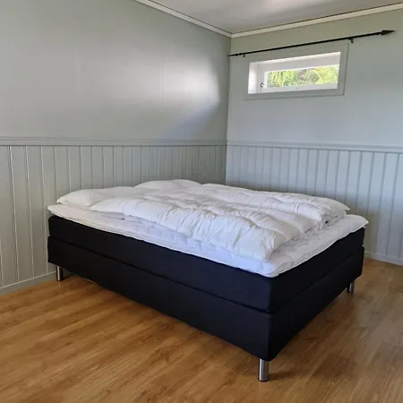 Apartment Nice With Lake View, 15 Min From City Center And The Zoo Kristiansand